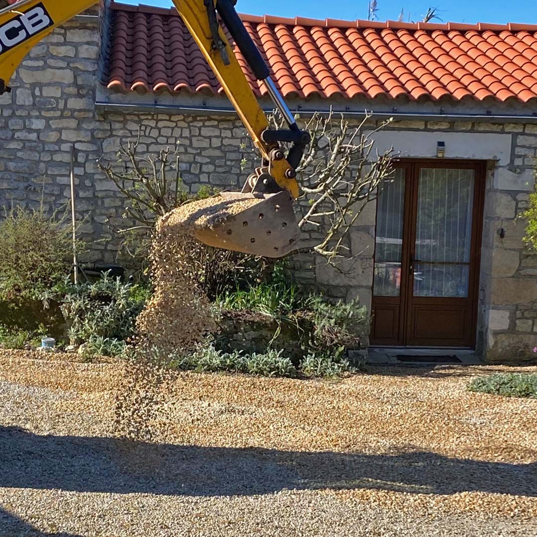 New Gravel at Maison Lairoux